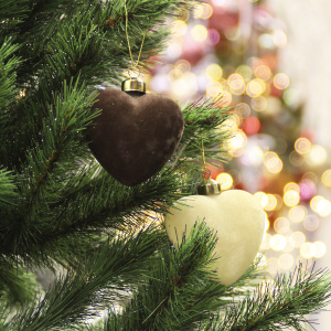 Украшение новогоднее KoopmanINT,Сердце, флоковое покрытие,кремовый/бежевый/коричневый, 8х4х9 см